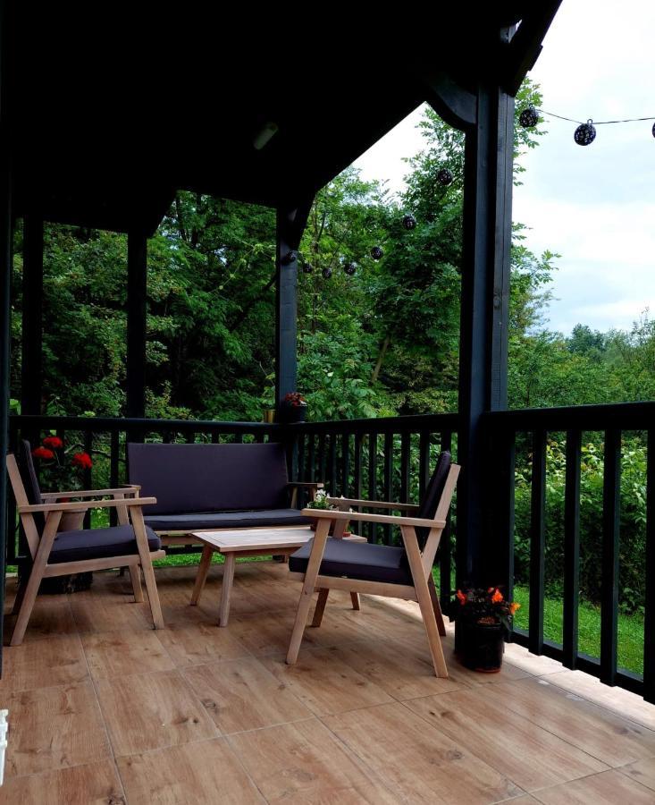 Casa De Pe Un Deal-Provita De Sus-Prahova ภายนอก รูปภาพ